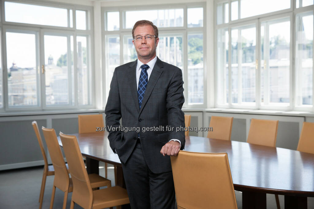 Markus Dürnberger, Leiter Asset Management im Bankhaus Spängler - mit aktuellem Kapitalmarktausblick : In einem unsicheren Umfeld mit hohen Schwankungen ergeben sich im Jahresverlauf durchaus auch Chancen. Fotocredit: Bankhaus Spängler, © Aussender (18.01.2016) 