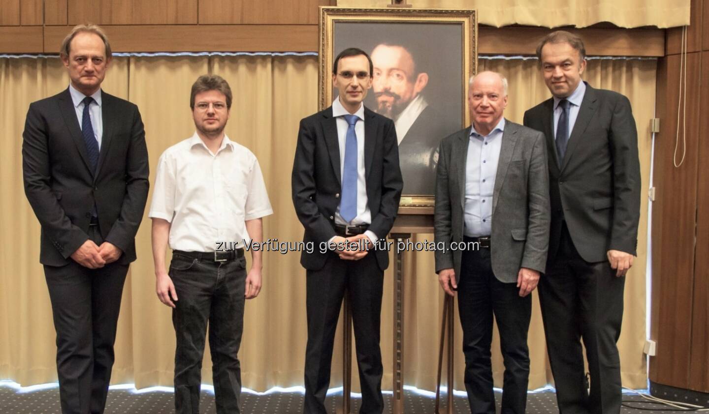 Alois Ferscha (TNF-Dekan), Manuel Kauers, Andreas Müller, Reinhard Kannonier (Rektor Kunstuniversität Linz), Meinhard Lukas (JKU-Rektor) : Bei den Antrittsvorlesungen am Montag, 25. Jänner 2016, gaben die JKU-Professoren Manuel Kauers und Andreas Müller Einblicke in ihre Arbeitsgebiete der Algebra und Robotik : Fotocredit: JKU/Atzmüller