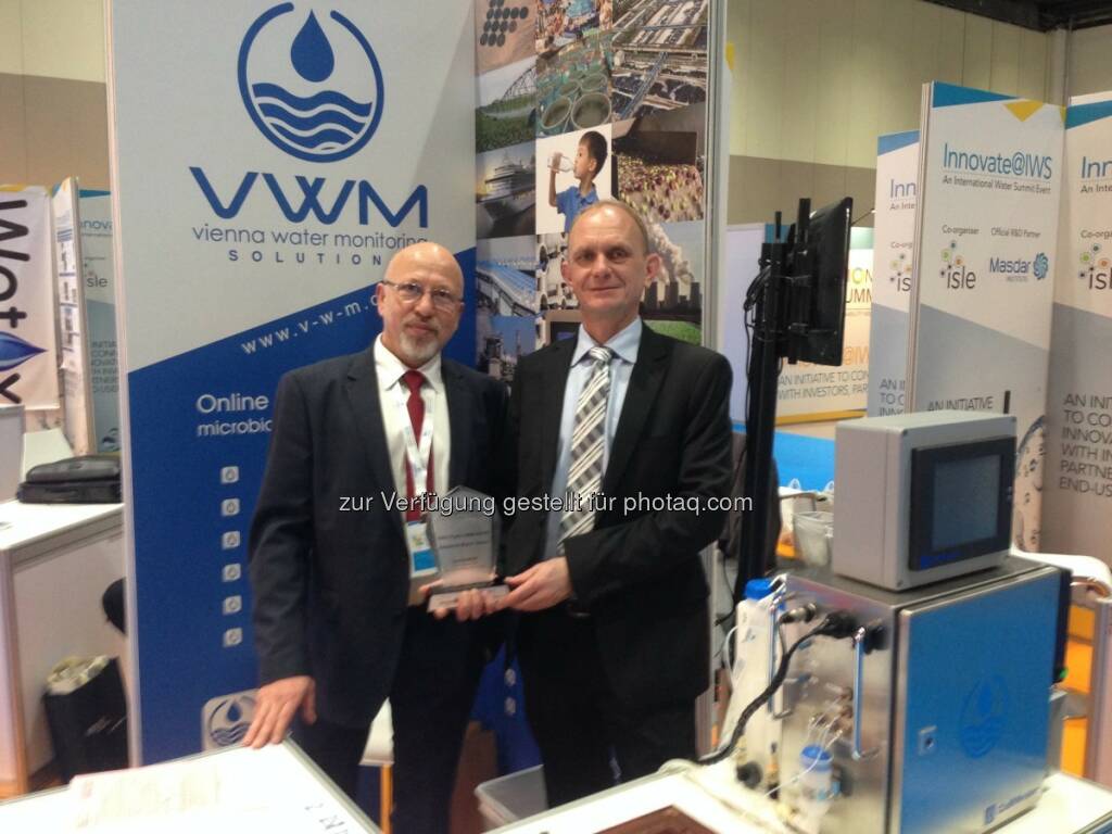 Juri Koschelnik und Wolfgang Vogl (Vienna Water Monitoring) : Wiener Umwelttechnologie gewinnt internationalen Top-Preis : Innovator Award bei IWS (The International Water Summit) 2016, in Abu Dhabi, United Arab Emirates :  Fotocredit: VWM GmbH, © Aussendung (02.02.2016) 