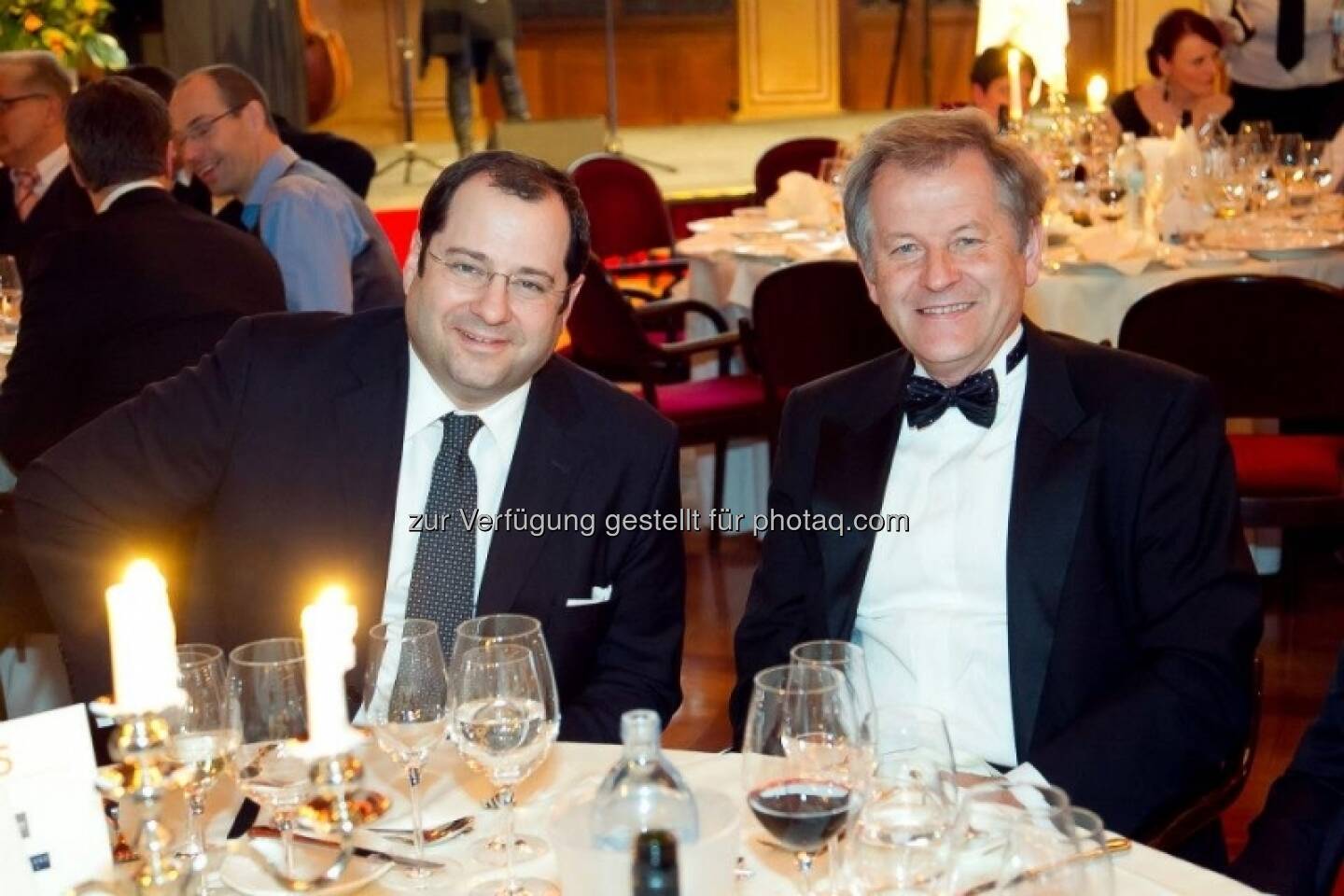 Daniel Riedl, Eduard Zehetner - http://blog.immofinanz.com/de/2013/04/05/ein-caesar-fuer-den-immofinanz-ceo/
