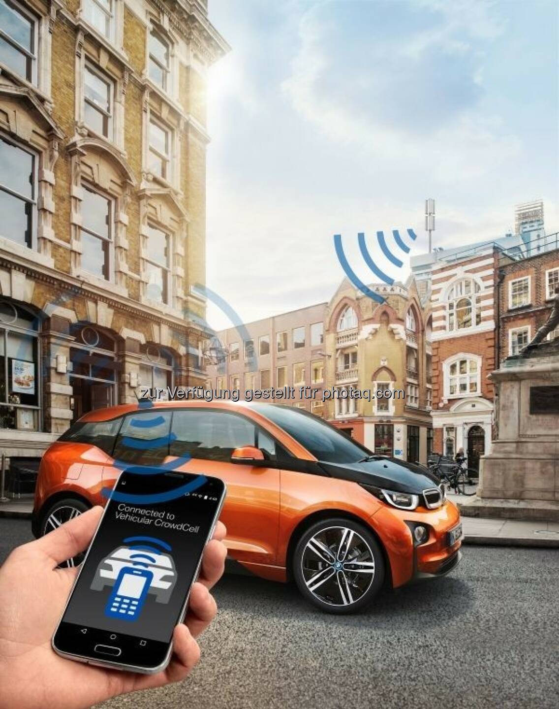 BMW mit dem Forschungsprojekt „Vehicular CrowdCell“ auf dem Mobile World Congress 2016 in Barcelona : (c) BMW Group