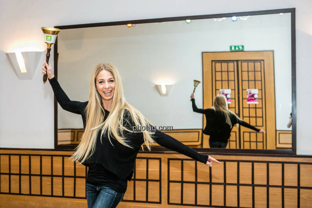 Yes Yvonne Rueff, Tanzschule Rueff, Dancer against Cancer http://www.openingbell.eu, © Martina Draper/photaq (24.02.2016)