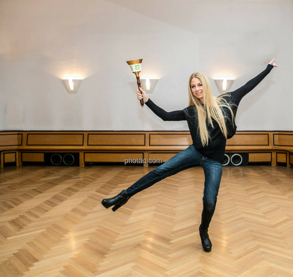 Yvonne Rueff, Tanzschule Rueff, Dancer against Cancer http://www.openingbell.eu, © Martina Draper/photaq (24.02.2016) 