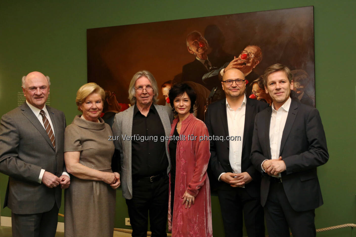 Landeshauptmann Erwin Pröll mit Ehefrau Sissi Pröll, Gerhard Haderer, Schauspielerin Katherina Stemberger, Gottfried Gusenbauer (Direktor Karikaturmuseum Krems) und Josef Ostermayer (Bundesminister für Kunst und Kultur): Karikaturmuseum Krems: Think Big! - Größte Ausstellung des Star-Karikaturisten Gerhard Haderer im Karikaturmuseum Krems eröffnet (C) Karikaturmuseum Krems/Redtenbacher