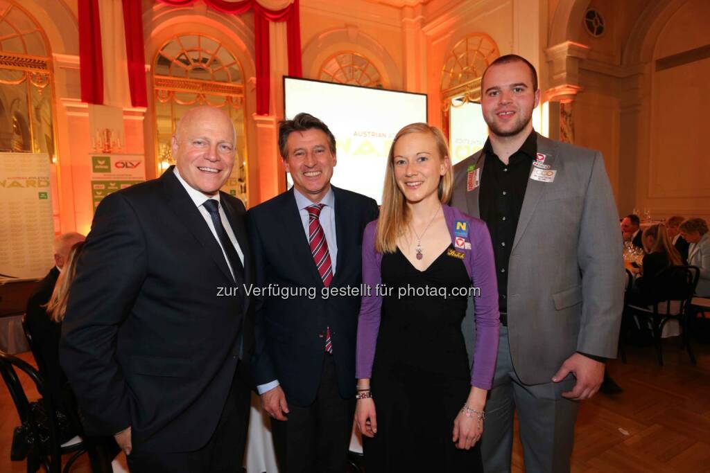 Ralph Vallon (ÖLV-Präsident), Sebastian Coe (IAAF-Präsident), Jennifer Wenth, Lukas Weisshaidinger (Bild: ÖLV) (01.03.2016) 