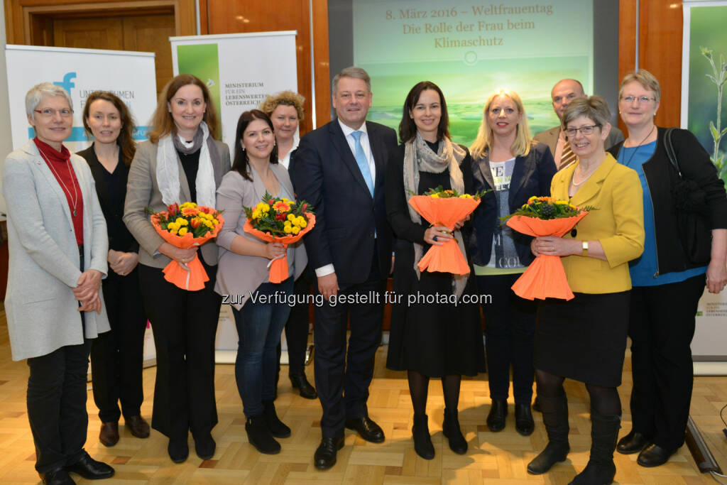 Andrä Rupprechter, Sophie Karmasin : Anlässlich des Weltfrauentages am 8. März organisierten das BMLFUW und das BMFJ eine Veranstaltung zum Thema „Die Rolle der Frau beim Klimaschutz“ : Fotocredit: bmlfuw, © Aussender (08.03.2016) 