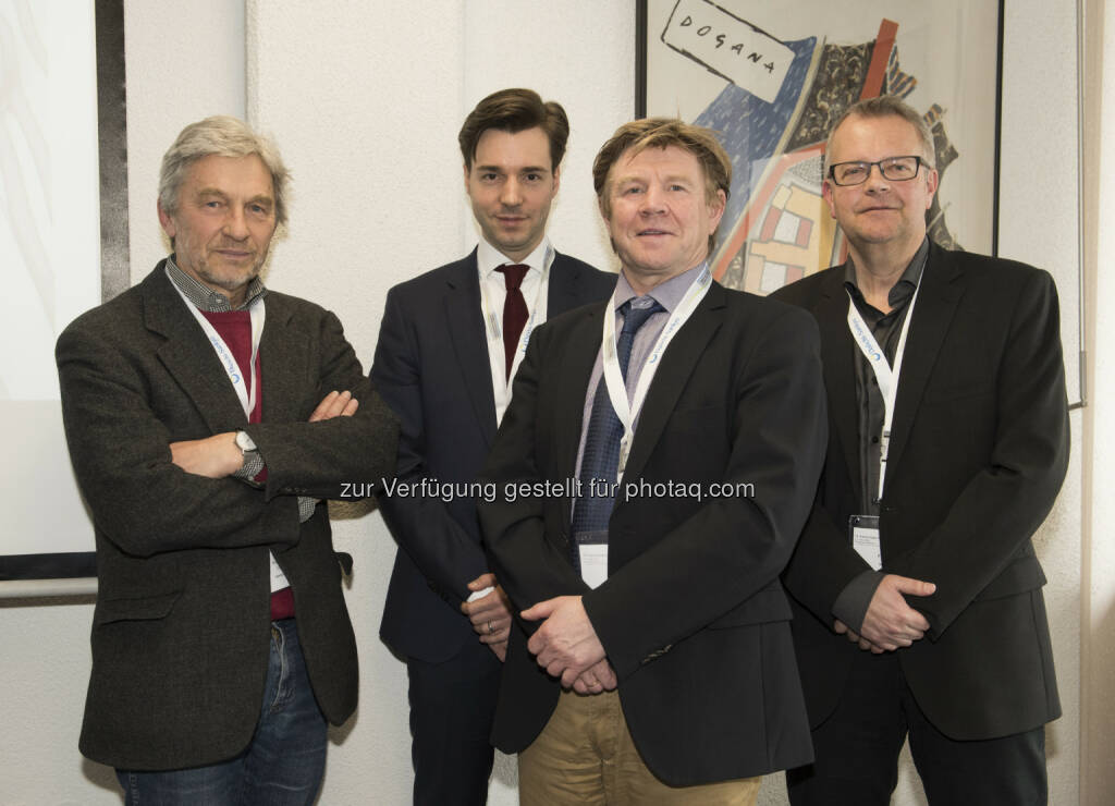 Karl-Heinz Ladwig, Christian Templin, Rudolf Kirchmair, Guy Friedrich (Referenten) : Résumé 18. Kardiologie Kongress Innsbruck : Diskussion neue Therapien für das Herz : Fotocredit: Kardiologie Innsbruck / Pichler, © Aussender (10.03.2016) 