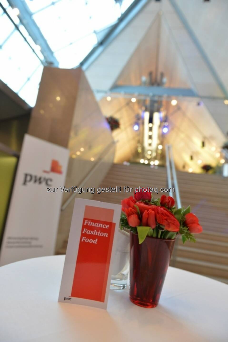 Finance, Fashion & Food, PwC, http://blog.immofinanz.com/de/2013/04/08/immofinanz-cfo-im-business-talk/