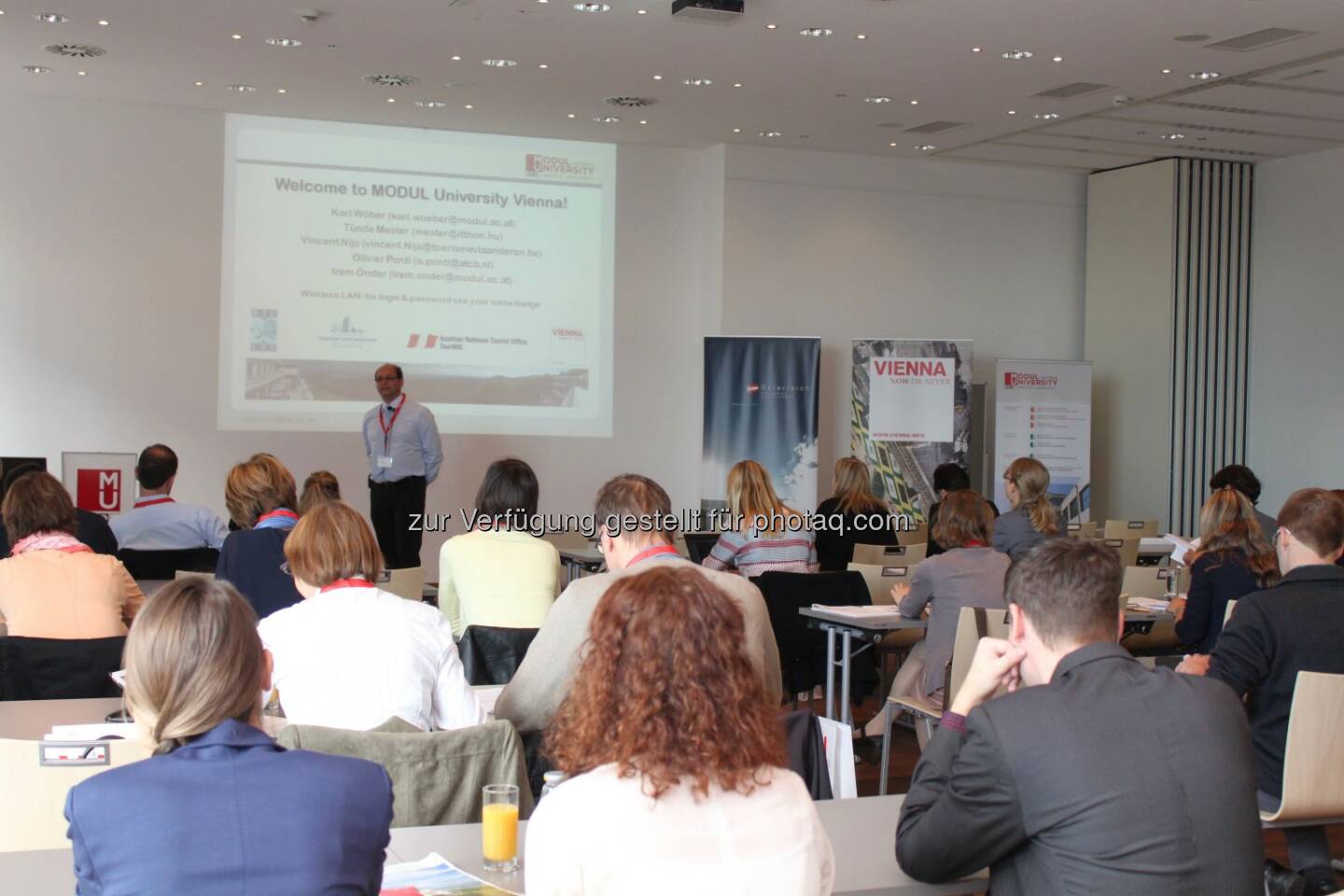 Audimax der Modul University Vienna : Öffentliche Vortragsreihe der Modul University Vienna informiert über Trends im Internationalen Management : Die Fakultät für Internationales Management lädt internationale Experten zu „Latest Trends“- Seminaren nach Wien und bietet Studierenden und interessierten Gästen praxisnahen Austausch : Fotocredit: Modul University Vienna