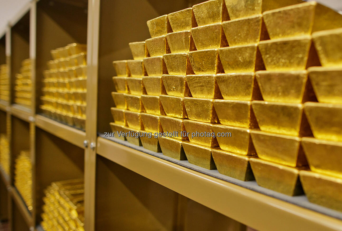 Goldbarren, Tresor (Bild: OeNB/Niesner)