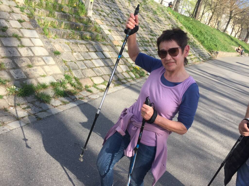 Mit Ex-Sanochemia-Sprecherin Rita Hoch am Donaukanal walken und plaudern (31.03.2016) 