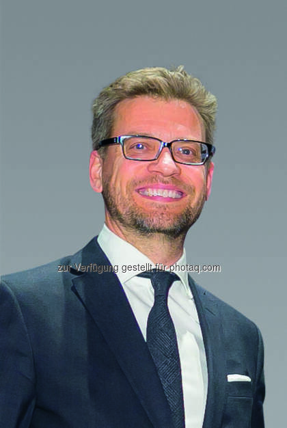 Martin Wäg, Vorstand Kastner & Öhler/Gigasport : „Krone“ und Gigasport starten Online-Sportshop Anfang April unter kroneshop.at : Fotocredit: Copyright: Oliver Wolf, © Aussendung (06.04.2016) 