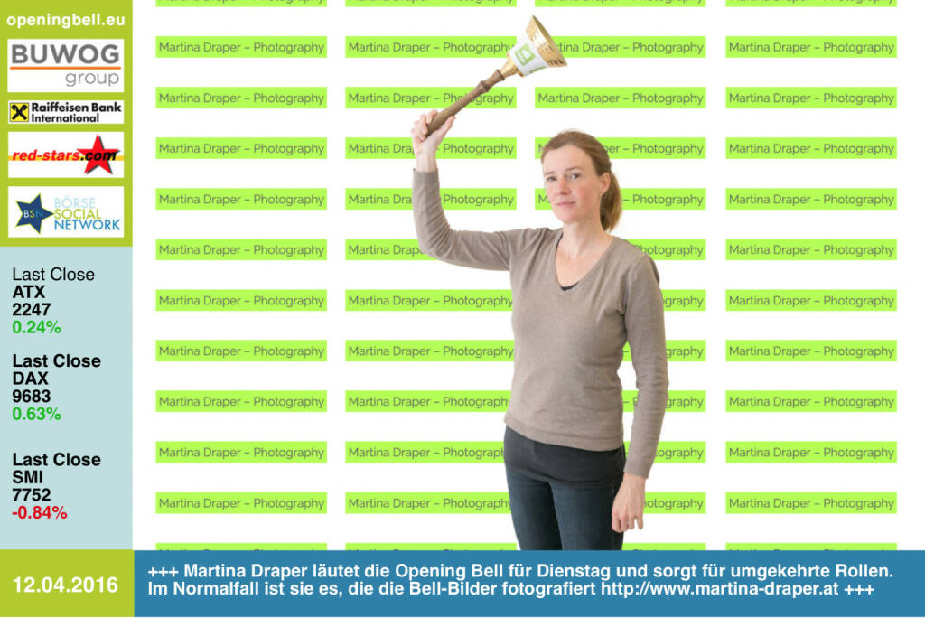 #openingbell am 12.4.: Martina Draper läutet die Opening Bell für Dienstag und sorgt für umgekehrte Rollen. Im Normalfall ist sie es, die die Bell-Bilder fotografiert http://www.martina-draper.at http://www.photaq.com/series http://www.openingbell.eu (12.04.2016) 