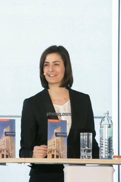 Birgit Noggler (CFO Immofinanz), http://privatanleger.immofinanz.com , © Martina Draper für Immofinanz (10.04.2013) 