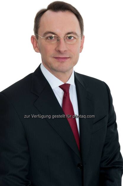 Rudolf Krickl (Partner und Experte für Familienunternehmen bei PwC Österreich) : PwC Studie Familienunternehmen : Die neue Generation der Chefs ist veränderungsfreudig, kann sich aber nicht immer durchsetzen : Fotocredit: PwC/oresteschaller.com, © Aussender (14.04.2016) 