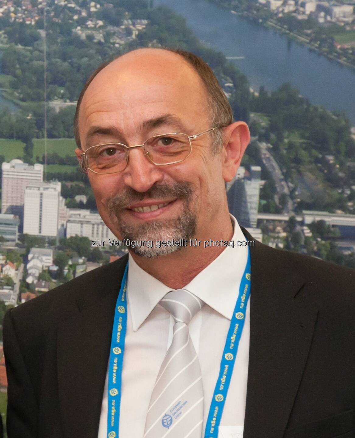 Günter Blöschl, Vize-Präsident der European Geosciences Union und Vorstand des Institutes für Wasserbau und Ingenieurhydrologie an der TU Wien : Europäische Jahrestagung der Geowissenschaftler (EGU) vom 17. bis 22. April im Austria Center Vienna : Motto „Active Planet“ : mehr Zusammenarbeit bei Hochwasserschutz, Umdenken beim Einsatz von Ressourcen und Verhinderung von Asteroideneinschlägen : Fotocredit: Iakw-AG, bildgewaltig.at