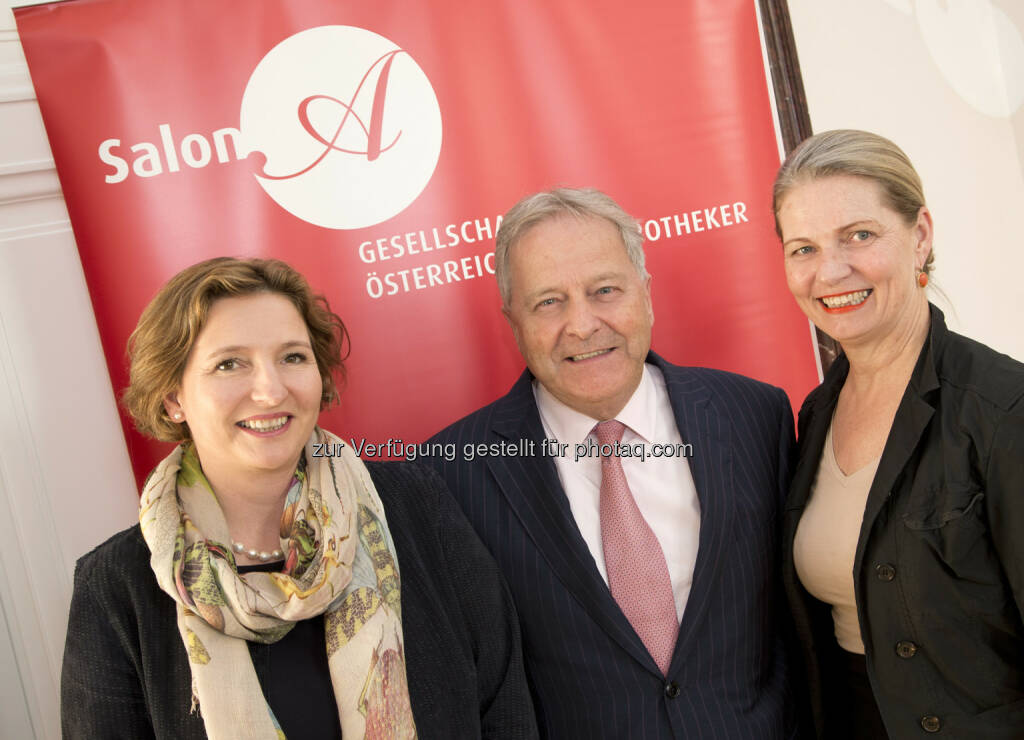 Corinna Prinz-Stremitzer (Salon A-Obfrau Stv.), Leo Windtner (ÖFB-Präsident und Energie AG Generaldirektor), Ulrike Mursch-Edlmayr (Salon A-Obfrau) : Salon A - Gesellschaft der österreichischen Apotheker mit Leo Windtner : Diskussion über heimisches Gesundheitswesen : Verpflichtung zu Dynamik und Produktivität : Fotocredit: Salon A/F. Matern, © Aussender (18.04.2016) 