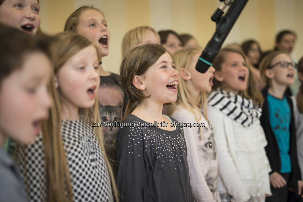 Rockoper „Flow“: Kinder des Chors Pappalatur : „Flow“ - Die spektakuläre Rockoper von Severin Trogbacher & Dominik Barta : Die letzten Tage des heiligen Florian erscheinen ab 4. Mai auf CD : Fotocredit: Pappalatur/Flohner, © Aussender (21.04.2016)