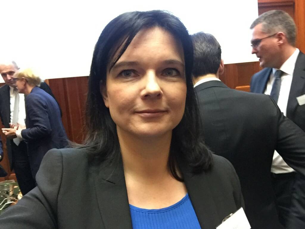 Claudia Barth Selfie, UniCredit (22.04.2016)