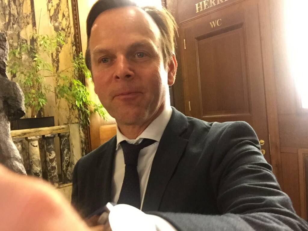 Volker Meinel Selfie, BNP Paribas (22.04.2016) 