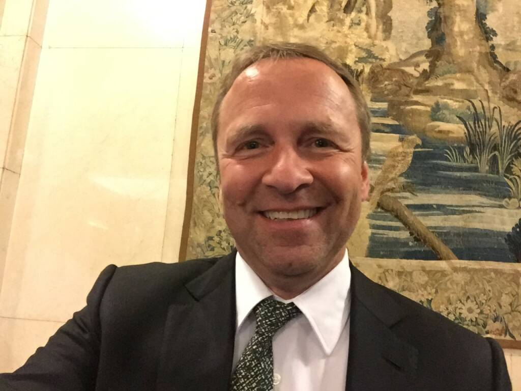 Frank Weingarts Selfie, UniCredit (22.04.2016)