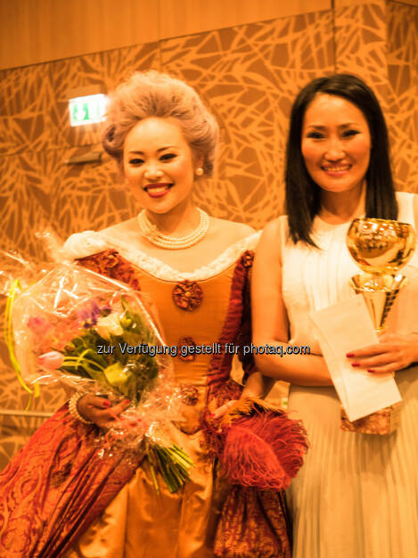 Bayanzul Berisha (Visagistin), Organ Prawang (Opernsängerin) : Visagistin aus der Mongolei siegte bei der 7.Wiener Make-up Meisterschaft in der Kategorie Barock - Rokoko : Fotocredit: Bayanzul Berisha, © Aussendung (27.04.2016) 