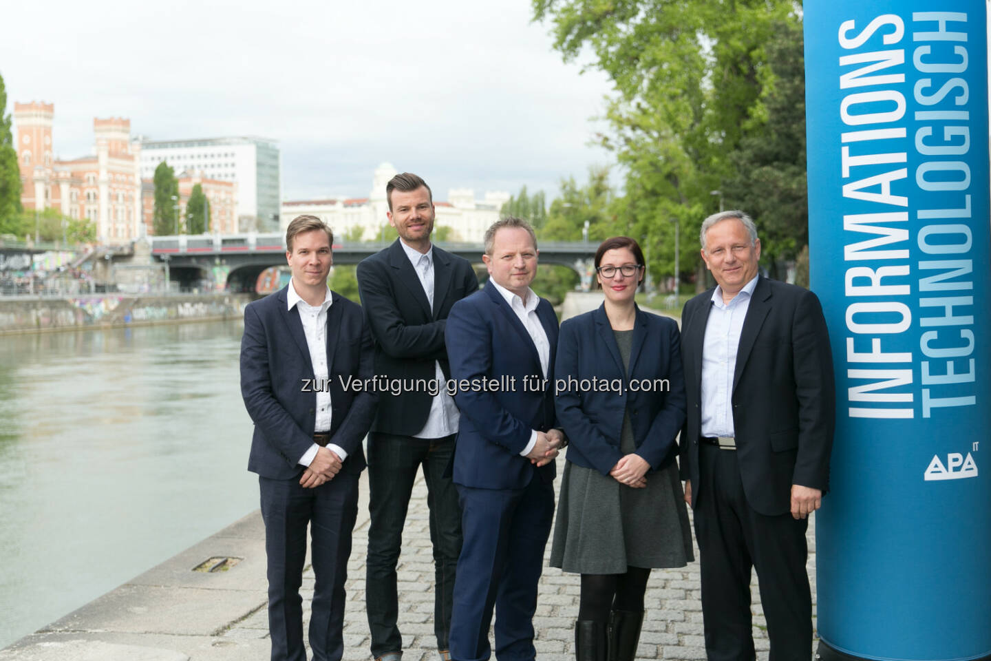 Jakob Steinschaden (Redakteur Horizont; Moderation), Stefan Häckel (CEO Vice CEE), Gerald Reischl (Geschäftsführer ORF Mediaservice GmbH), Anita Zielina (Chefredakteurin Neue Produkte NZZ), Alexander Falchetto (Geschäftsführer APA-IT) : APA-IT-BusinessBreakfast am Dienstag, 26. April zum Thema „Medieninnovation: Was bleiben will, muss sich verändern : Fotocredit: APA-IT/Hinterramskogler