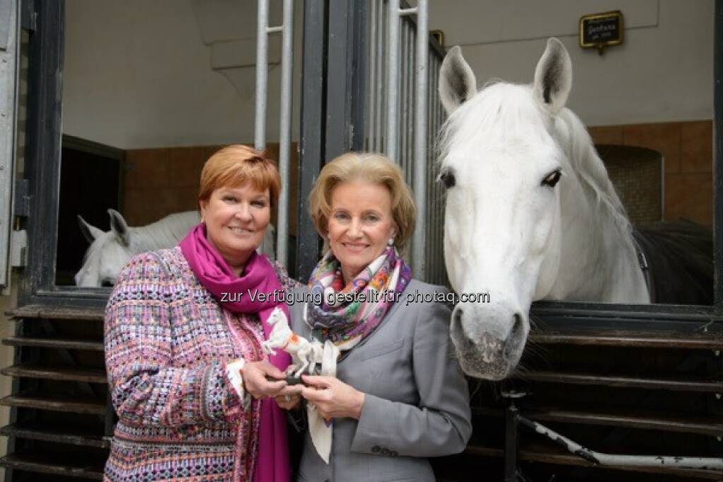 Sissy Max-Theurer, Elisabeth Gürtler, Fête Impériale 2016 , © RGE Media Production für Spanische Hofreitschule (28.04.2016) 