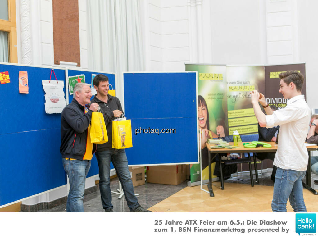 1. BSN Finanzmarkttag Goodie Bags: http://www.photaq.com/page/index/2508, © Martina Draper/photaq (07.05.2016) 