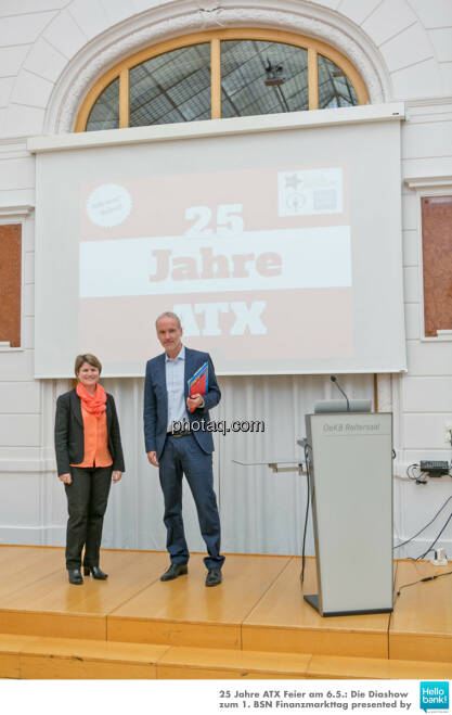 Barbara Bogner (OeKB), Christian Drastil (BSN), © Martina Draper/photaq (07.05.2016) 