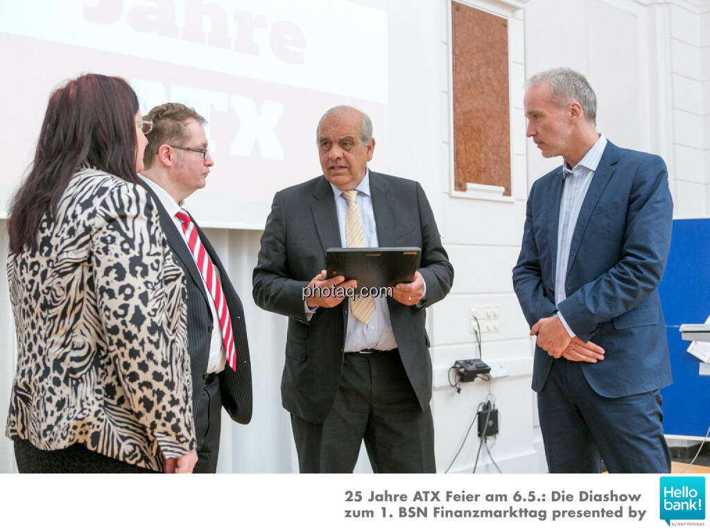 Franz Kubik wird in die Hall of Fame (Class of 2016) des Wiener Kapitalmarkts aufgenommen: Yvette Rosinger, Gregor Rosinger, Franz Kubik, Christian Drastil http://boerse-social.com/hall-of-fame, © Martina Draper/photaq (07.05.2016) 