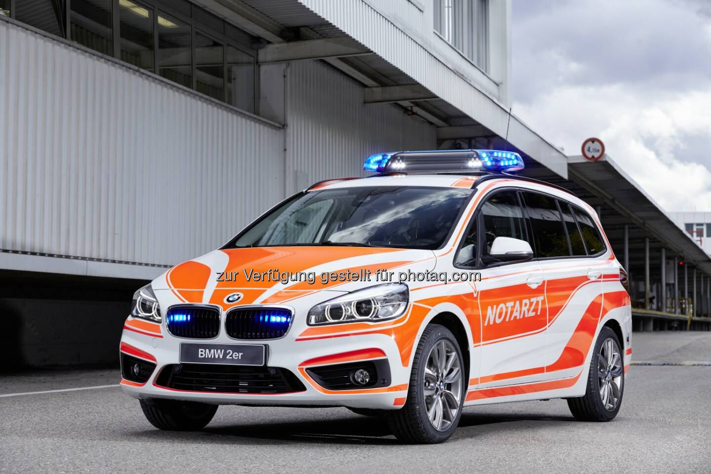  BMW 220d xDrive Gran Tourer als Notarzt-Einsatzfahrzeug : BMW auf der RETTmobil 2016 in Fulda 11. bis 13. Mai 2016 : ©BMW Group