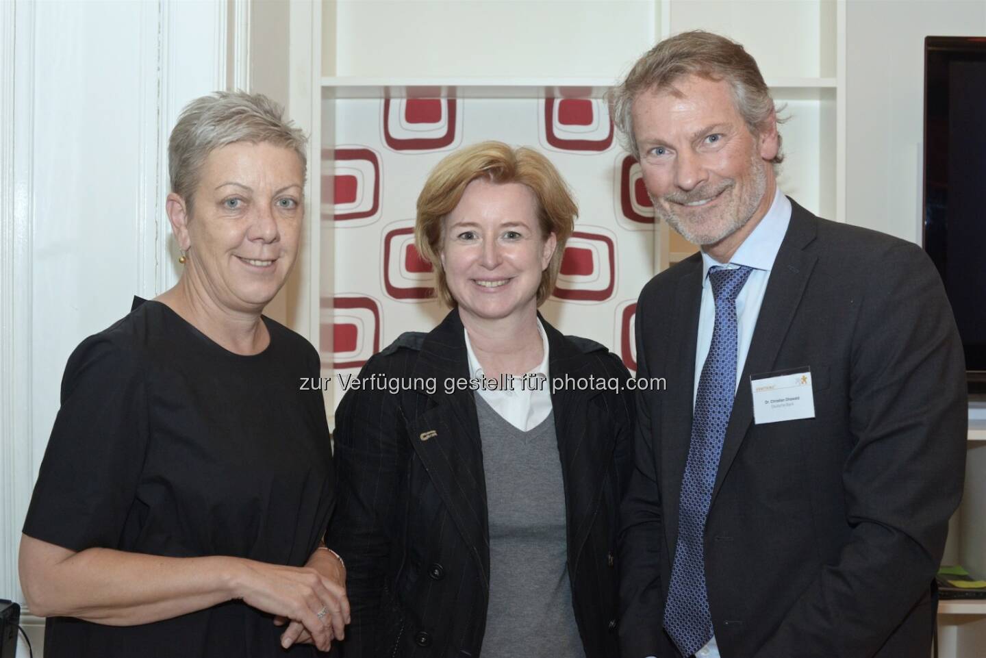 Sigrid Oblak (GF Wien Holding), Birgit Kraft-Kinz (GF Kraftkinz), Christian Ohswald (Vorstand Deutsche Bank Österreich AG) : Veranstaltung von Kraftkinz : Thema: Umgang mit den unterschiedlichen Transformationsgeschwindigkeiten : Copyright: Kraftkinz GmbH