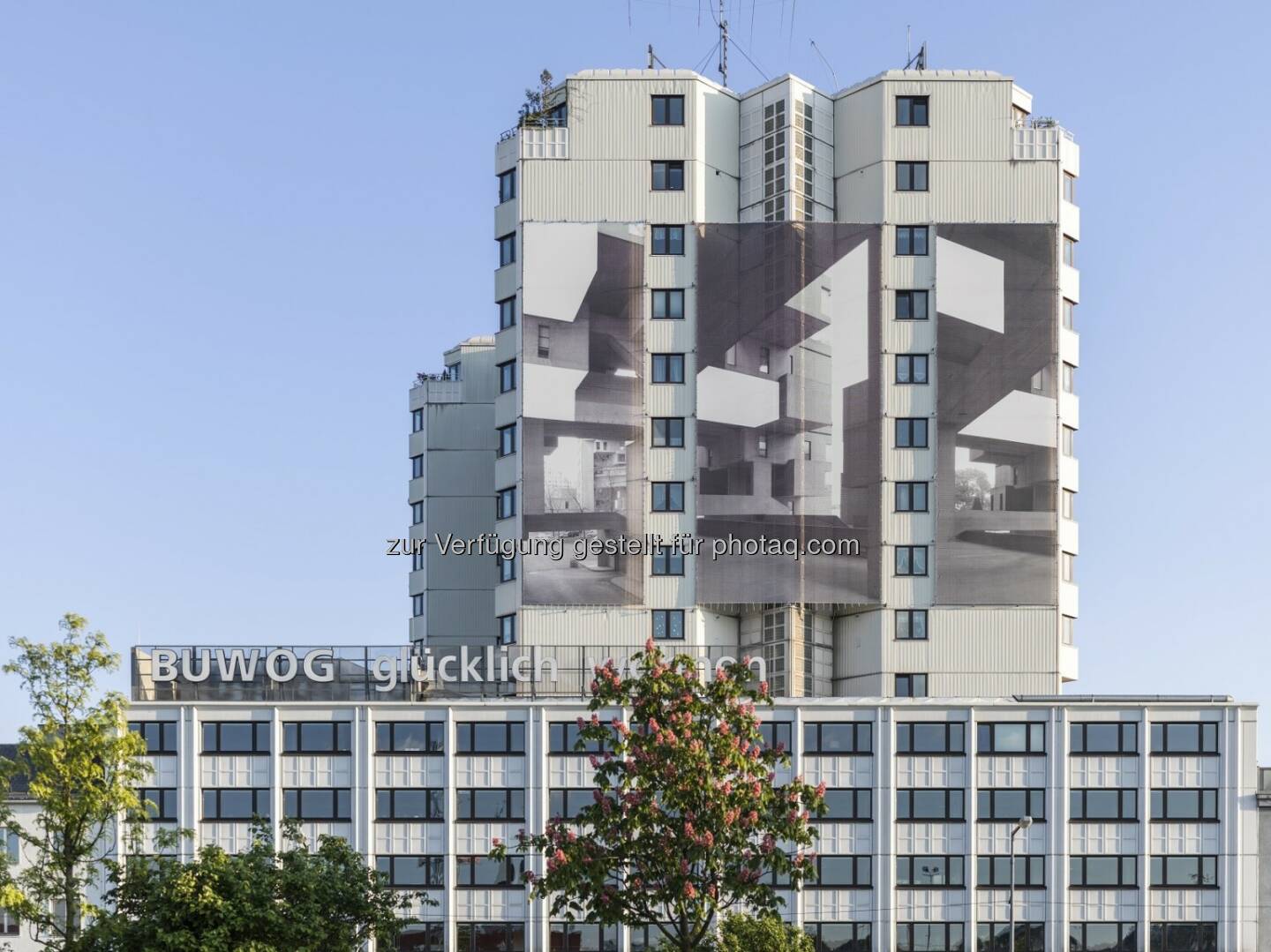 Fassade Hietzinger Kai : Buwog-Zentrale mit Fassaden-Kunstprojekt : Fotocredit: Buwog/Stephan Huger