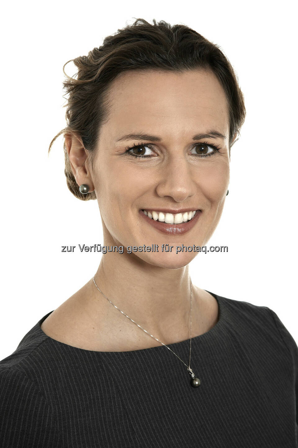 Heidemarie Paulitsch (Counsel) : Schönherr veröffentlicht heute den umfangreichen Anti-Corruption Guide für CEE (der Guide) : Übersicht über sämtliche relevanten Anti-Korruptions- und Strafrechtsbestimmungen in der Region : Fotocredit: Schönherr