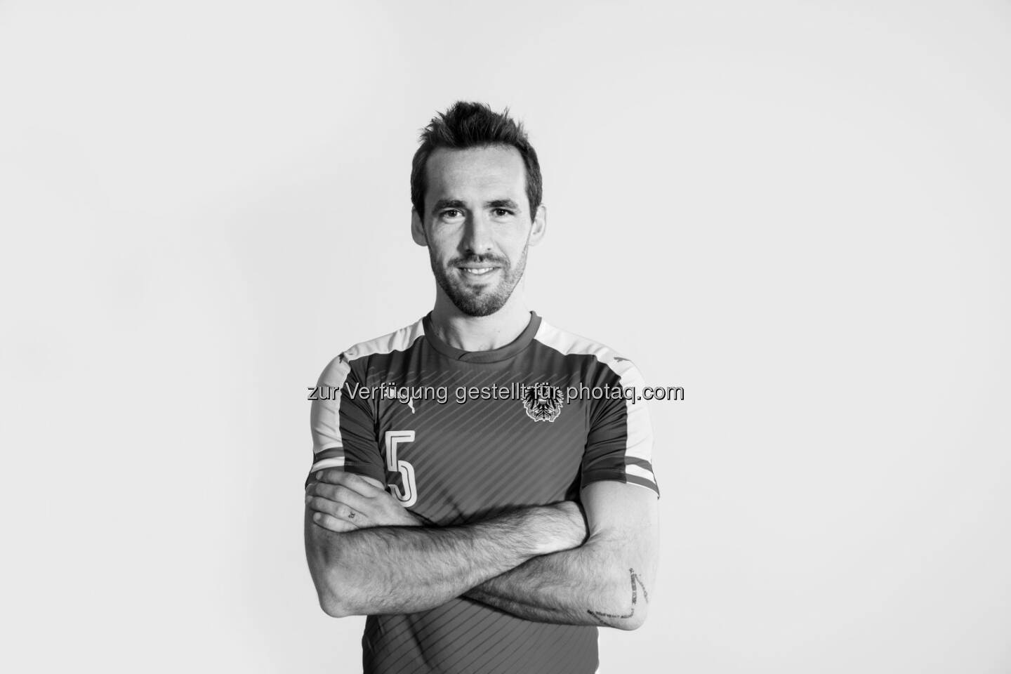 Christian Fuchs (Kapitän ÖFB-Nationalteam) : Autogrammstunde bei T-Mobile : Fotocredit: T-Mobile