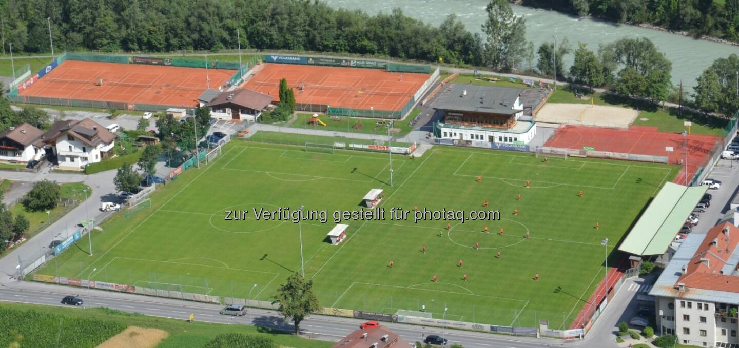 Sportanlage SV Zams : Die Ferienregion TirolWest wird ab der Saison 2016/17 neuer Herz-der-Pfalz-Partner des 1. FC Kaiserslautern : Fotocredit: SV Zams