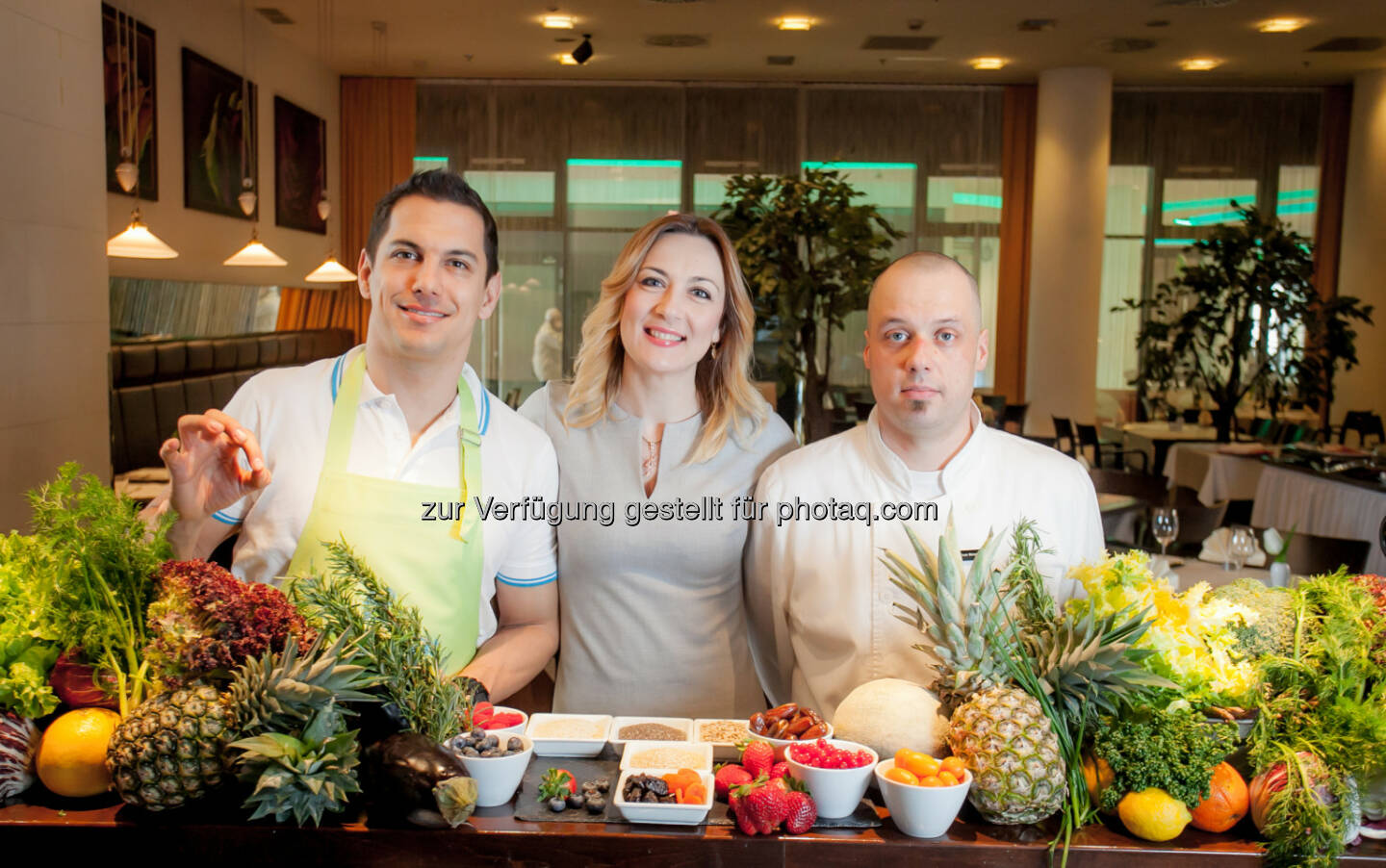 Mario Valentic (Coach), Ljiljana Mikic (General Manager Arcotel Allegra), Ivan Simoncic (Chefkoch) : Arcotel Allegra Zagreb setzt Fokus auf Healthy Lifestyle : Fotocredit: Arcotel Hotels