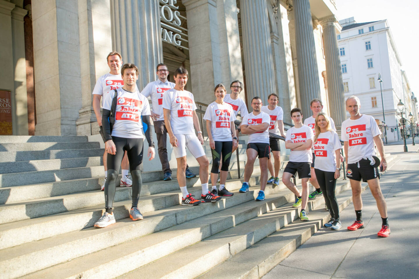 Team  (25 Jahre ATX - Lauf in rot-weiss-rot )