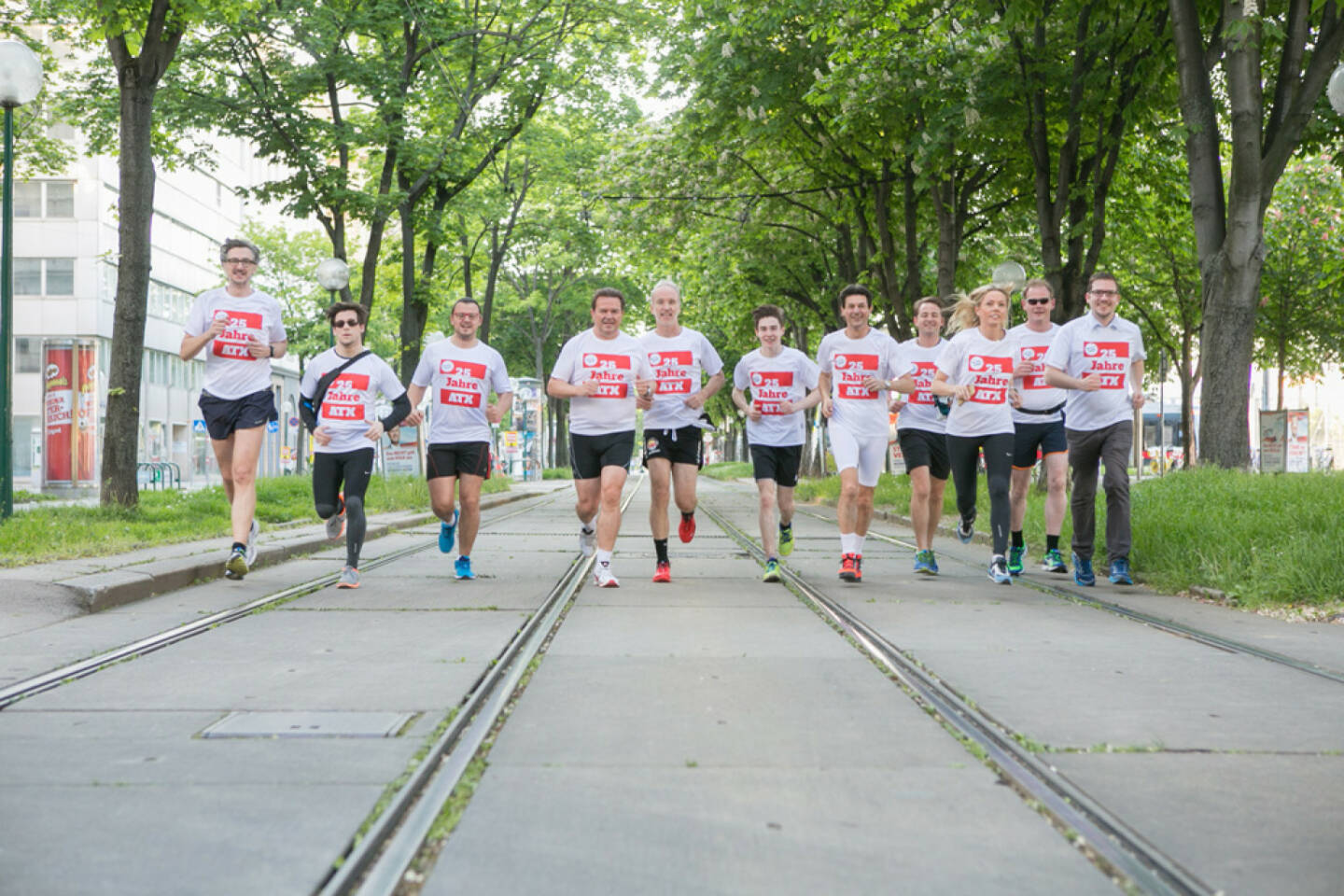  (25 Jahre ATX - Lauf in rot-weiss-rot )