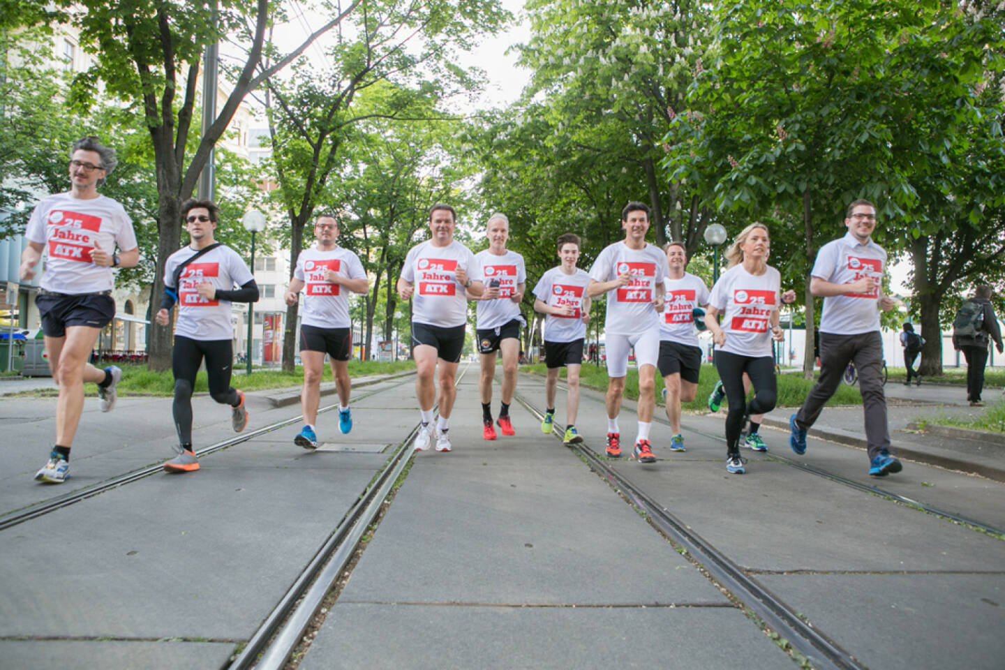  (25 Jahre ATX - Lauf in rot-weiss-rot )