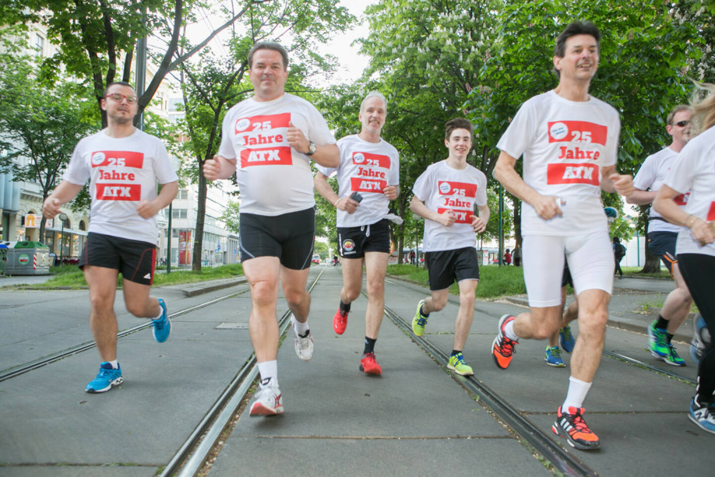  (25 Jahre ATX - Lauf in rot-weiss-rot )