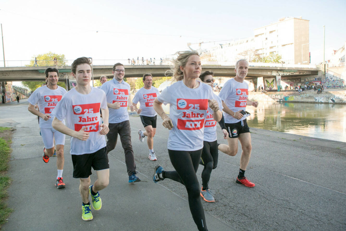 25 Jahre ATX - Lauf in rot-weiss-rot Donaukanal