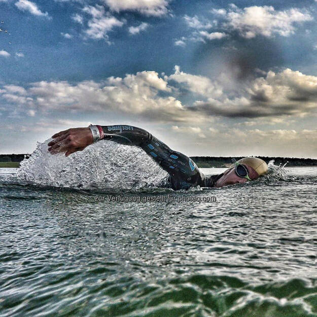 Florian Neuschwander, schwimmen, Wasser, © Florian Neuschwander (10.06.2016) 