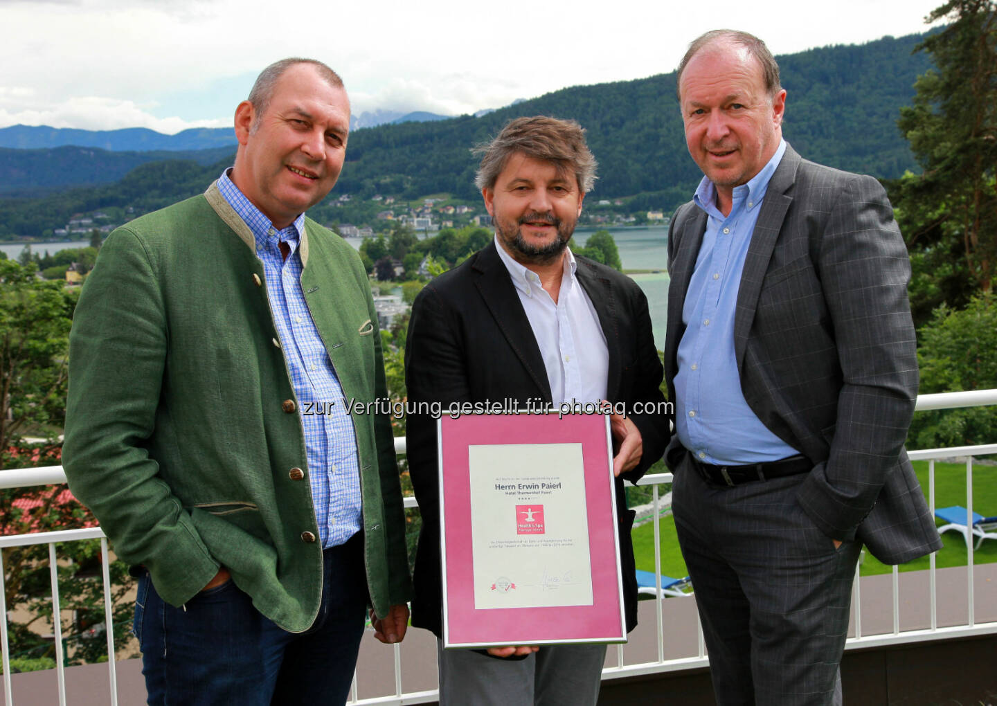 Erwin Schwarz, Erwin Paierl, Max Strafinger (Geschäftsführer) : Health & Spa - Premium Hotels : Hotelier Erwin Schwarz aus St. Johann im Pongau ist neuer Obmann und folgt Erwin Paierl nach : Fotocredit: Strafinger Tourismuswerkstatt/Krainz