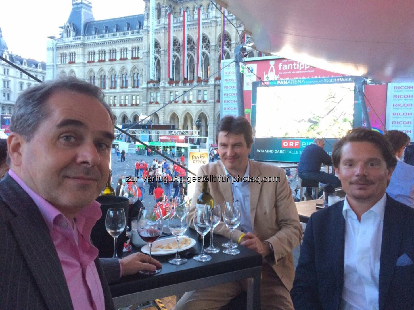 Wolfgang Matejka, Werner Schleritzko, Thomas Swoboda beim EM Public Viewing der Wiener Privatbank