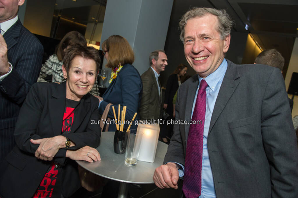 Margarita Hoch, Wilhelm Rasinger - mehr Bilder vom 27. FCC unter http://www.wienerborse.at/service/events/financial-community-club-16042013.html, © FCC (18.04.2013) 