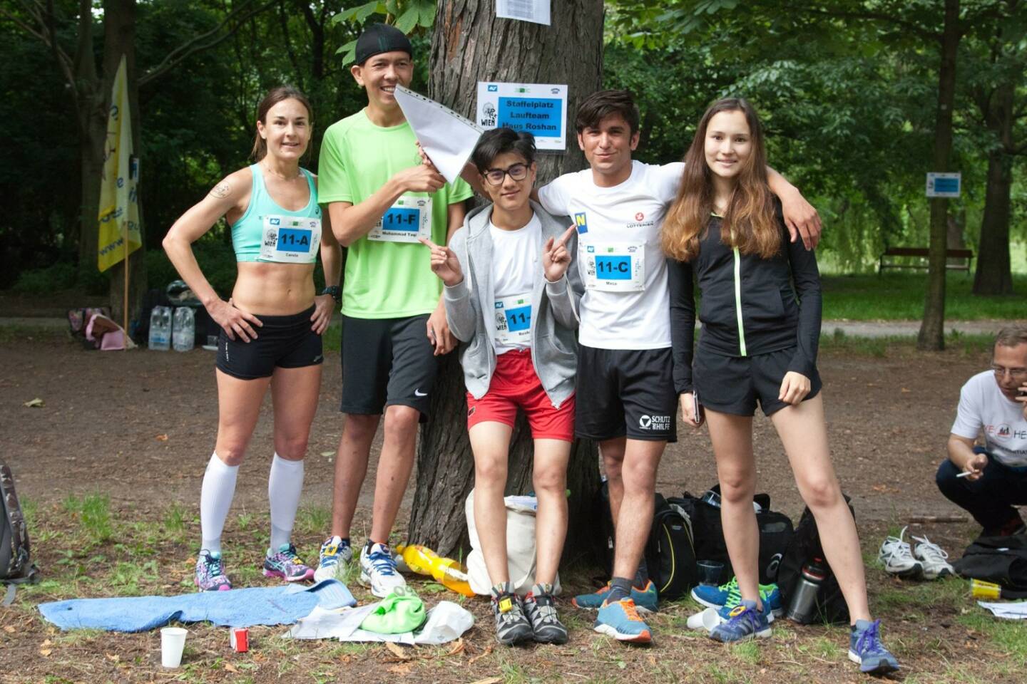 Laufteam Haus Roshan beim 100-km-(Staffel-)Lauf in Wien (c) Andreas Ecker