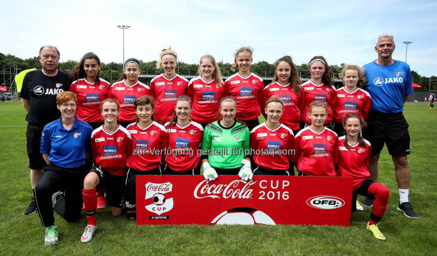 Mädchenteam Vorarlberg : Coca-Cola Girls CUP 2016 : Die Mannschaft aus Vorarlberg gewinnt das U16-Turnier in Wien : Fotocredit Coca-Cola/GEPA