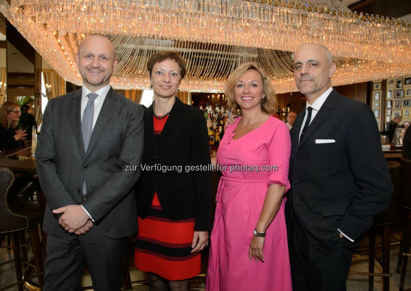 Norbert Kettner, Brigitte Trattner (InterContinental Wien), Daniela Enzi (Wertinvest), Gerald Matt : Im Rahmen der Veranstaltungsreihe „Gerald Matt spricht mit…“ : Wiener Tourismusdirektor Norbert Kettner spricht sich für den „Heumarkt neu“ aus : Fotocredit: Wertinvest Hotelbetriebs GmbH / Foto: RGE-Media
